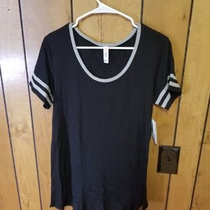 Lularoe Classic T
